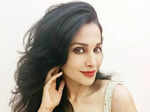 Flora Saini's pictures