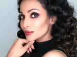 Flora Saini's pictures