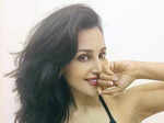 Flora Saini's pictures