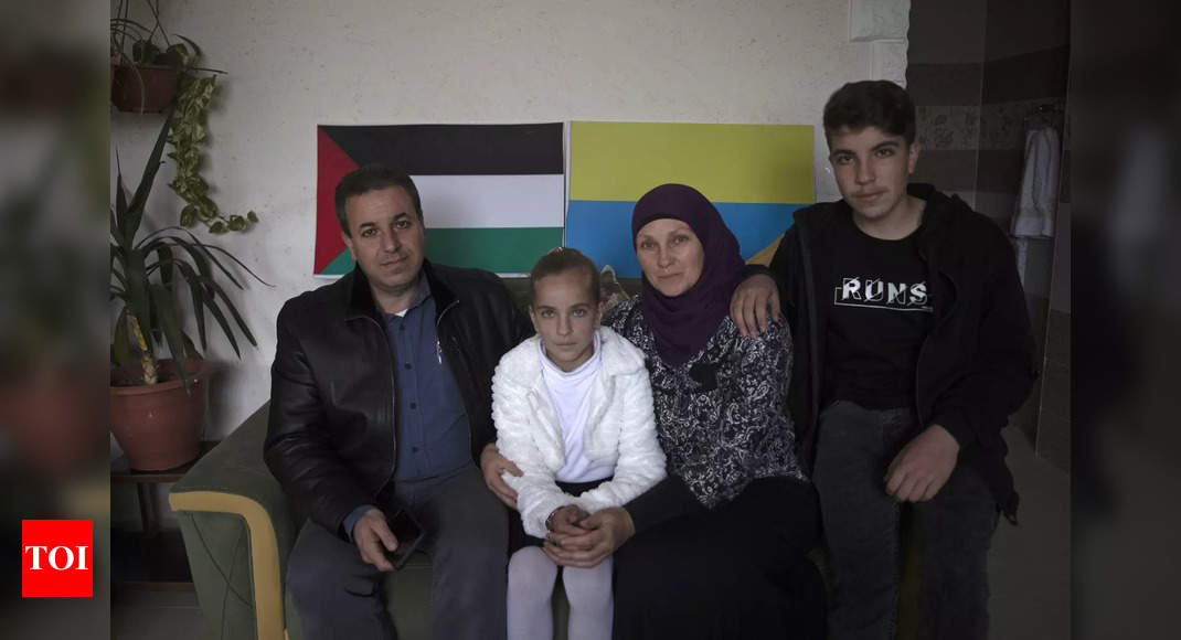ukraine:  Palestinians with Ukraine ties empathize with victims of war – Times of India
