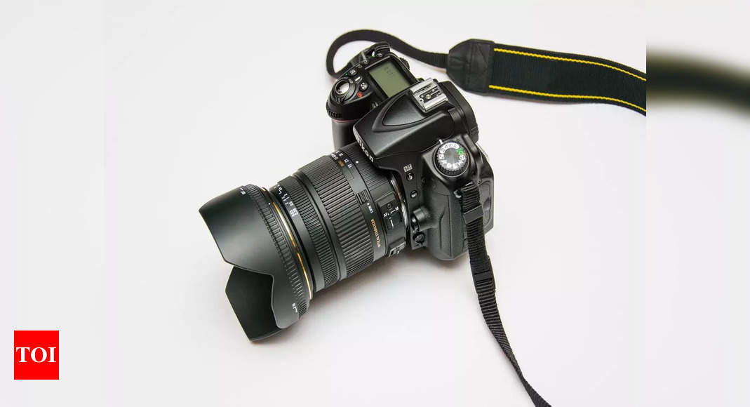 tentoonstelling reptielen schrobben DSLR Cameras For Ace Photographers From Canon, Fujifilm, Nikon, Sony & More  | - Times of India (April, 2023)