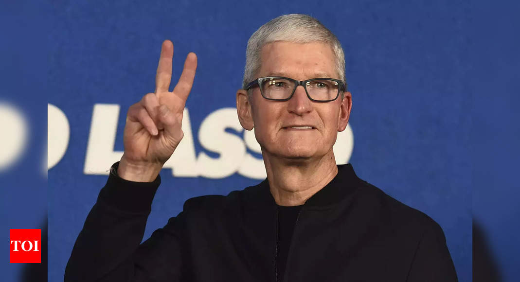 holi:  Apple CEO Tim Cook wishes Happy Holi with these pictures – Times of India
