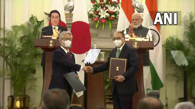 PM Modi, Japan PM Kishida address India-Japan Economic Forum | India ...