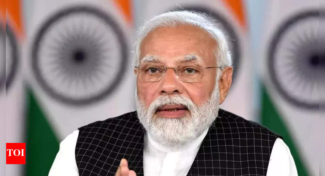 PM meets top BJP leaders for govt formation talks
