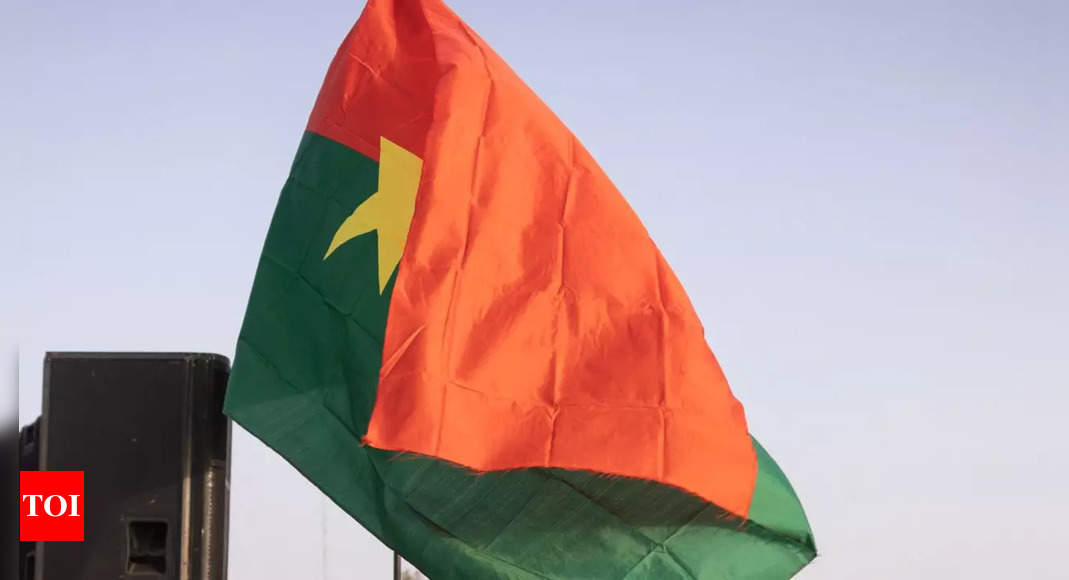 Au moins douze soldats tués dans une attaque à l’est du Burkina Faso: sources sécuritaires
