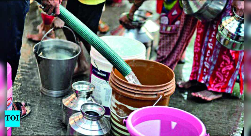 Vmc Gets 417 Complaints On Water Supply Helpline Vadodara News