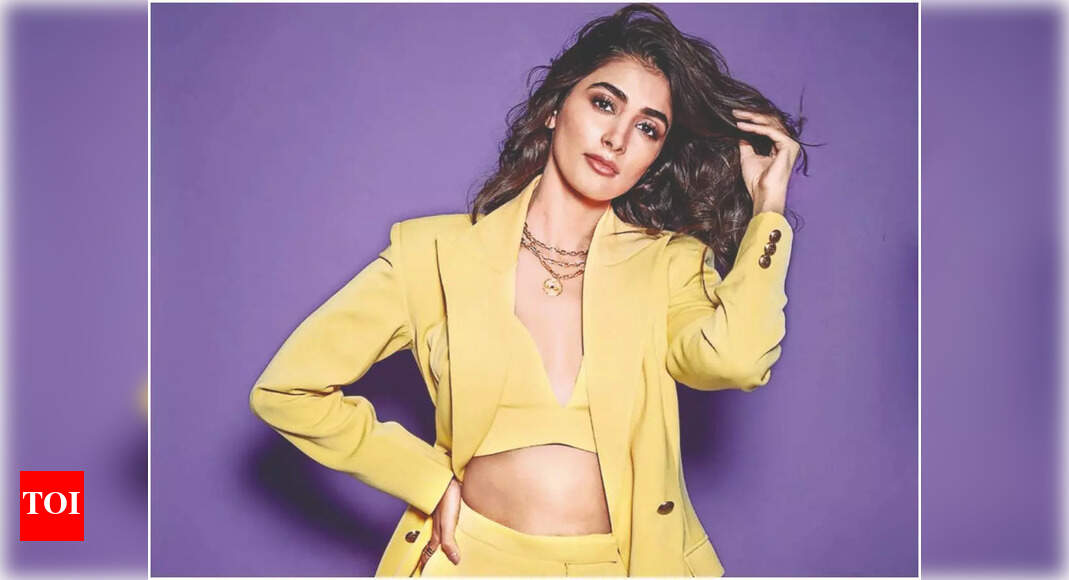 Pooja Hegde: I wish Kriti Sanon all the luck for Shehzaada – Times of India