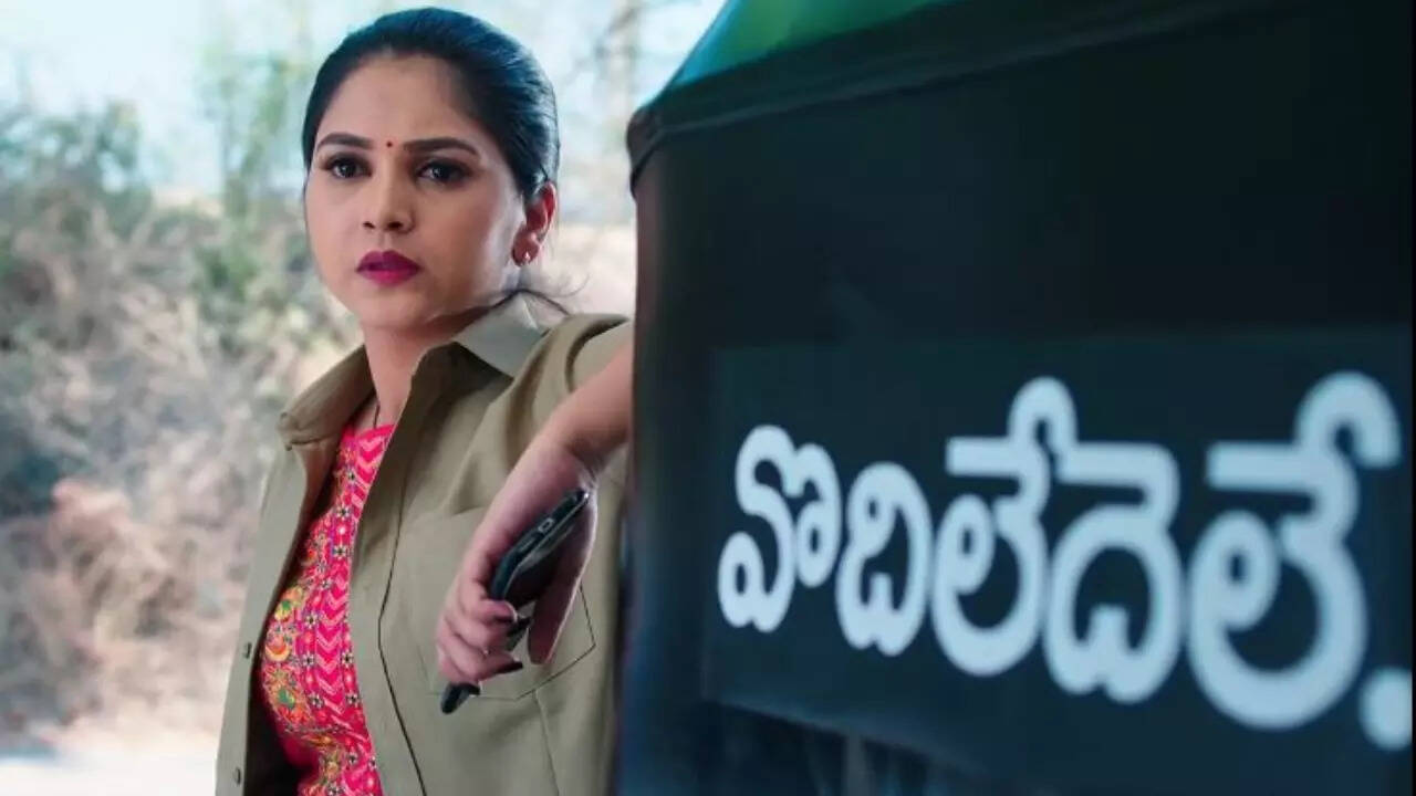 Karthika Deepam preview: Sourya to reveal her new name and mission 'Odilede  Le' - Times of India
