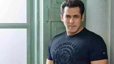 Mumbai: Court summons Salman Khan, his bodyguard