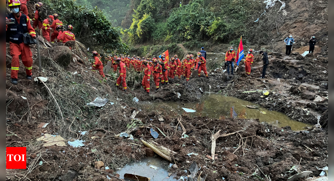 China plane crash Pilots did not answer calls Times of India