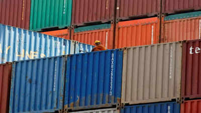India achieves $400 billion goods export target ahead of schedule