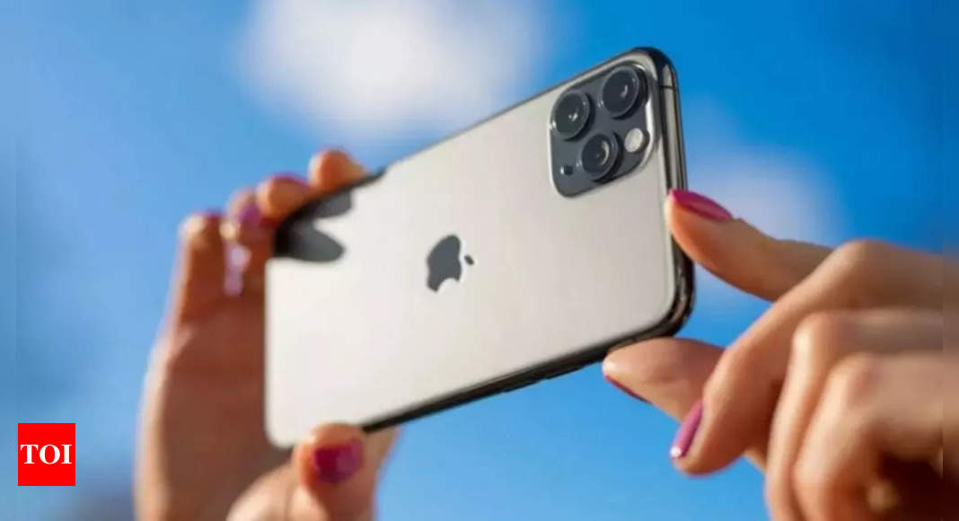 apple:  Apple iPhone 14 Pro models may have a bigger camera bump – Times of India