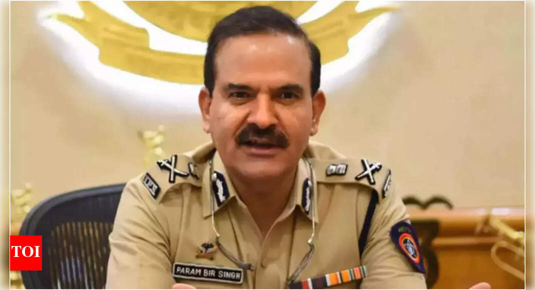 SC orders probe against Param Bir transferred to CBI