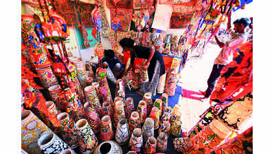 ‘Hunar Haat’ gives artisans a chance to go global: Purohit