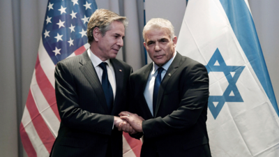 US Secretary of State Antony Blinken and Israeli Foreign Minister Yair Lapid (AP file photo)