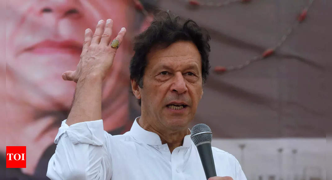 Pak PM Imran Khan to hold show of strength in Islamabad as no-trust vote looms – Times of India