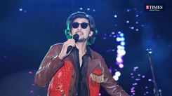 Singer Darshan Rawal charms with his soulful voice