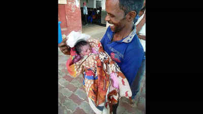 UP: ASHA worker, railway staff’s spouse help woman deliver baby at Jaunpur city station