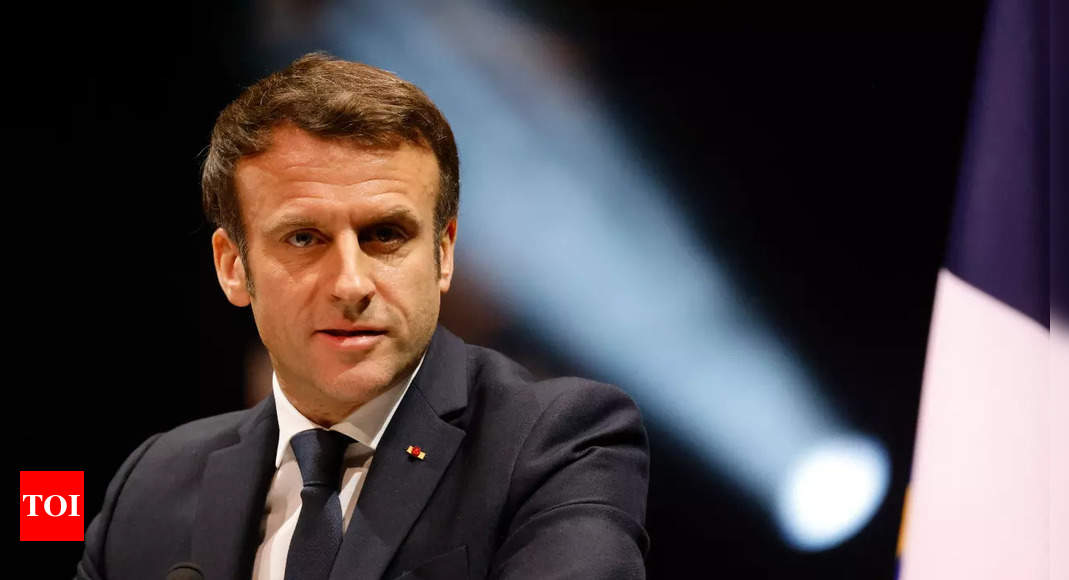 Les rivaux d’Emmanuel Macron montent le ton à deux semaines du vote