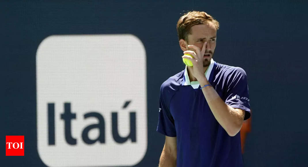Miami Open: Daniil Medvedev reaches last 16, Naomi Osaka into quarters | Tennis News – Times of India