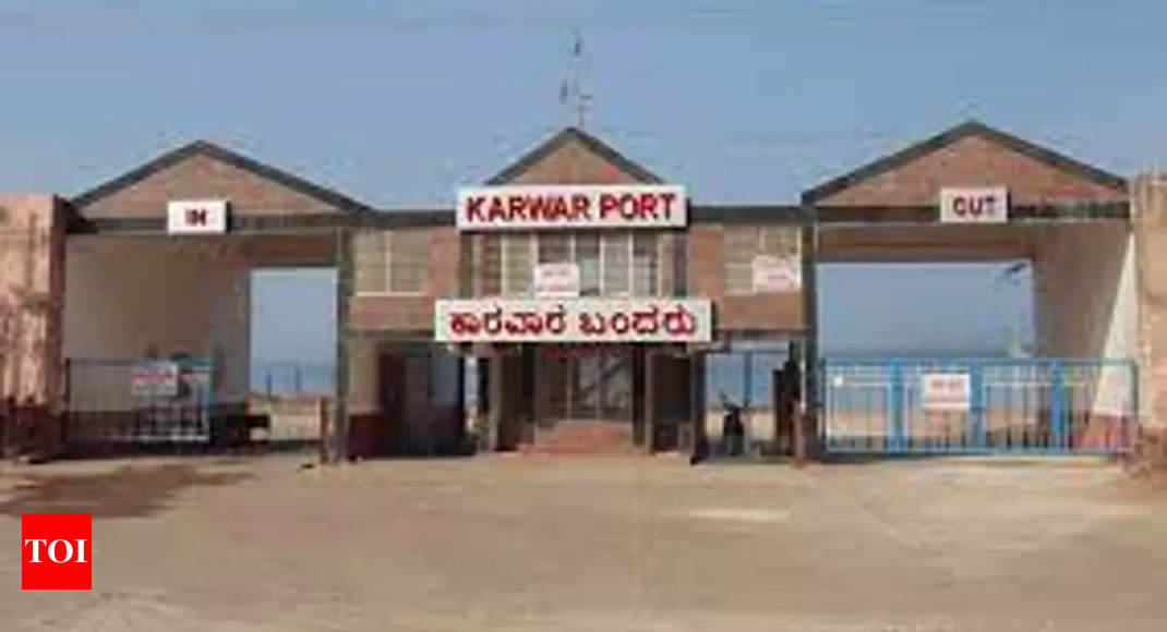 Karwar Port: Supreme Court stalls Karwar port expansion work | India News -  Times of India