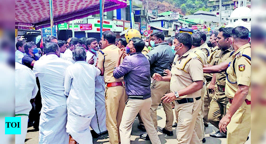 Mla: Mla Injured As Activists, Police Clash In Munnar | Kochi News ...