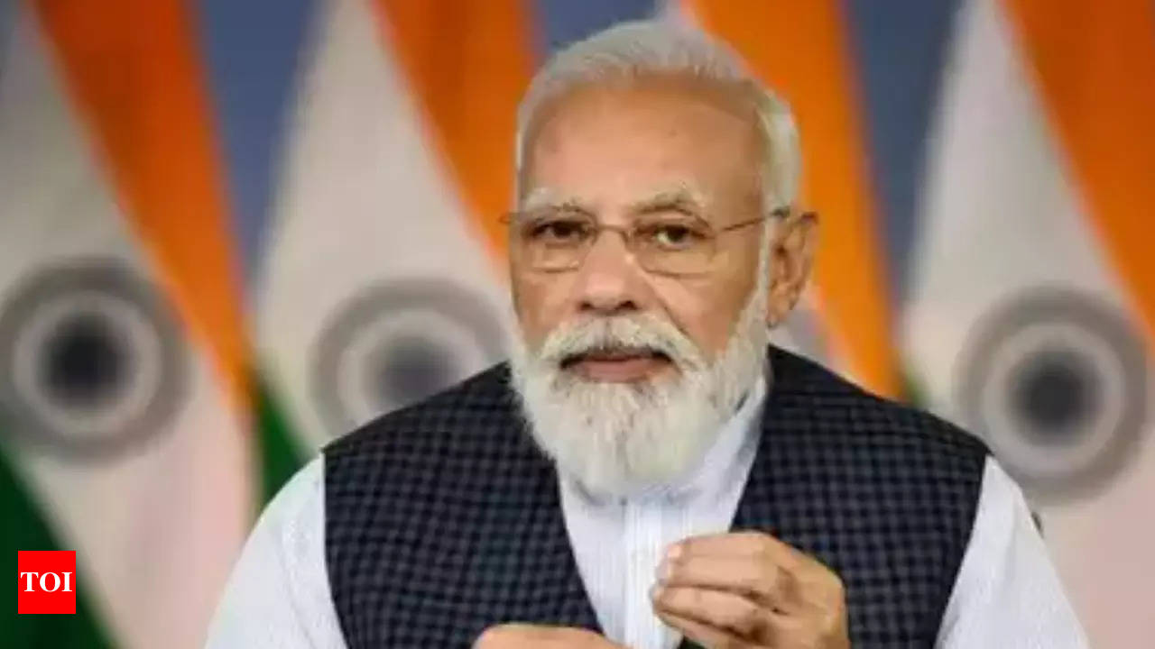 Narendra Modi: West Bengal: PM Narendra Modi addresses Matuas, recalls  legacy of gurus | Kolkata News - Times of India