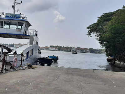 Shortage of Row-Row ferry