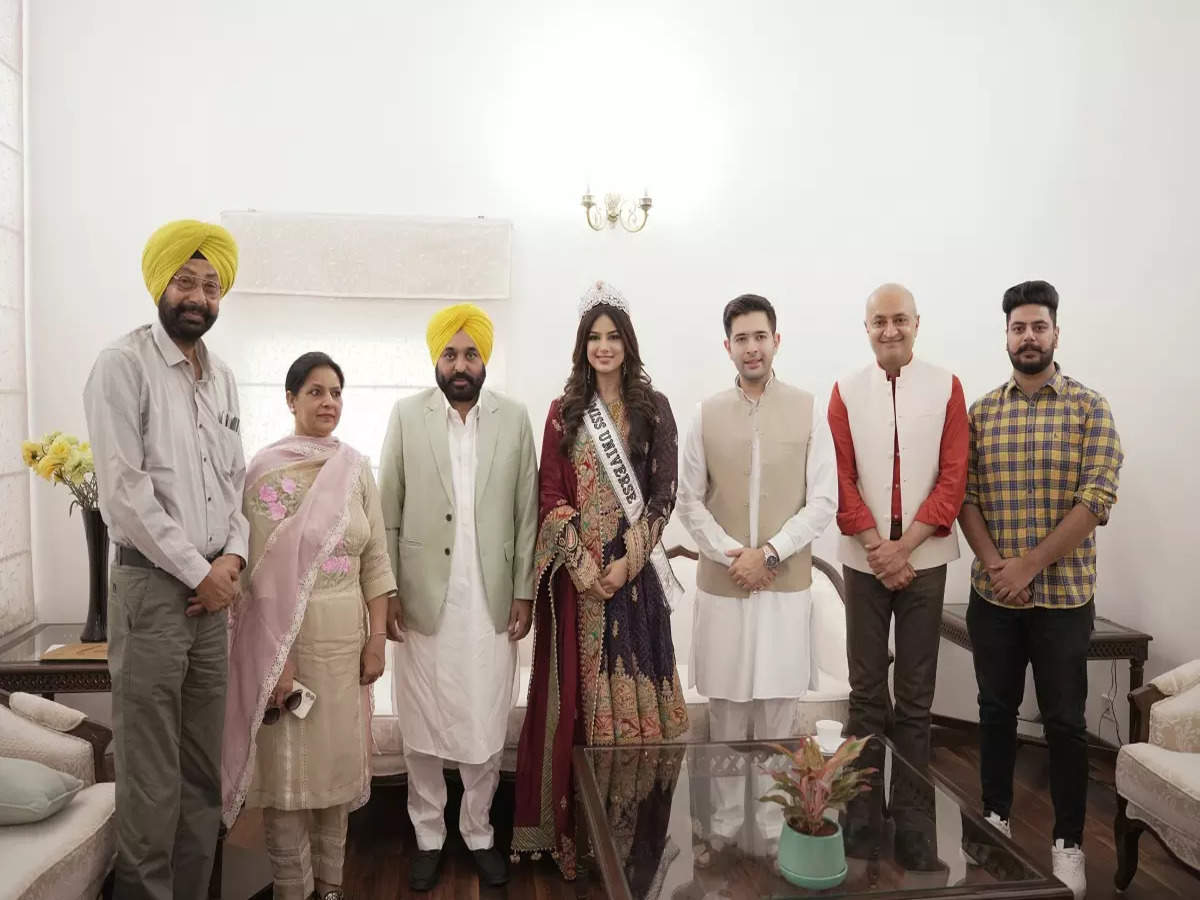 Harnaaz Kaur Sandhu meets Bhagwant Mann, CM of Punjab