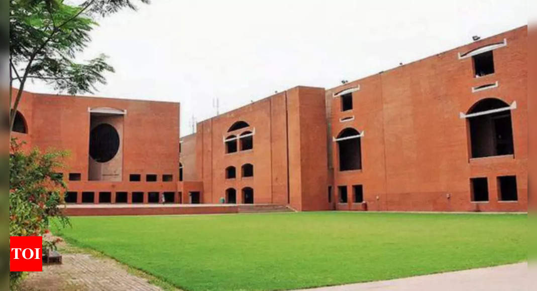 iim: IIM Ahmedabad redesigns logo inspired by mosque 'jaali', faculty ...