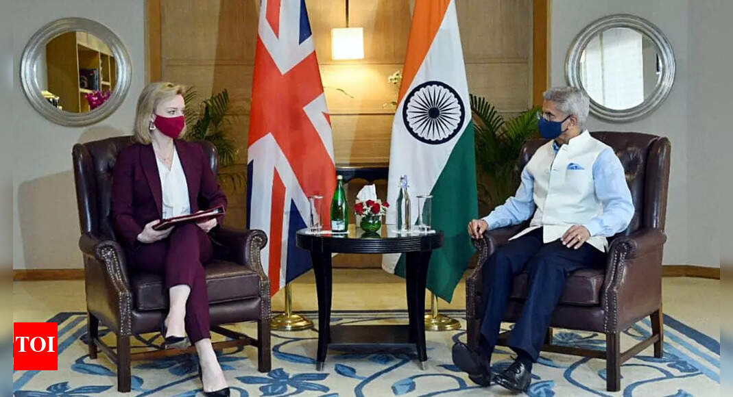 In UK foreign secretary’s presence, EAM hits out at campaign against India
