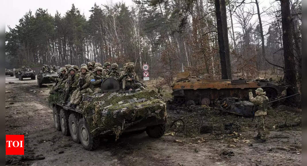 Ukraine: Russians leave Chernobyl, Ukraine braces for renewed attacks ...