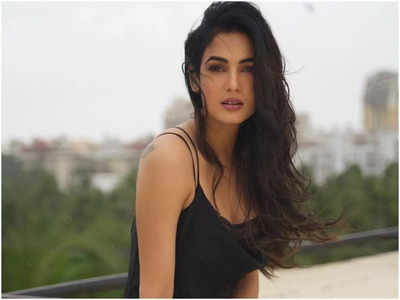 I have lost out on many good projects because makers wanted to work with their set of favourite people: Sonal Chauhan