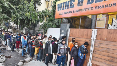 After hiccups, Delhi brings back discounts on liquor
