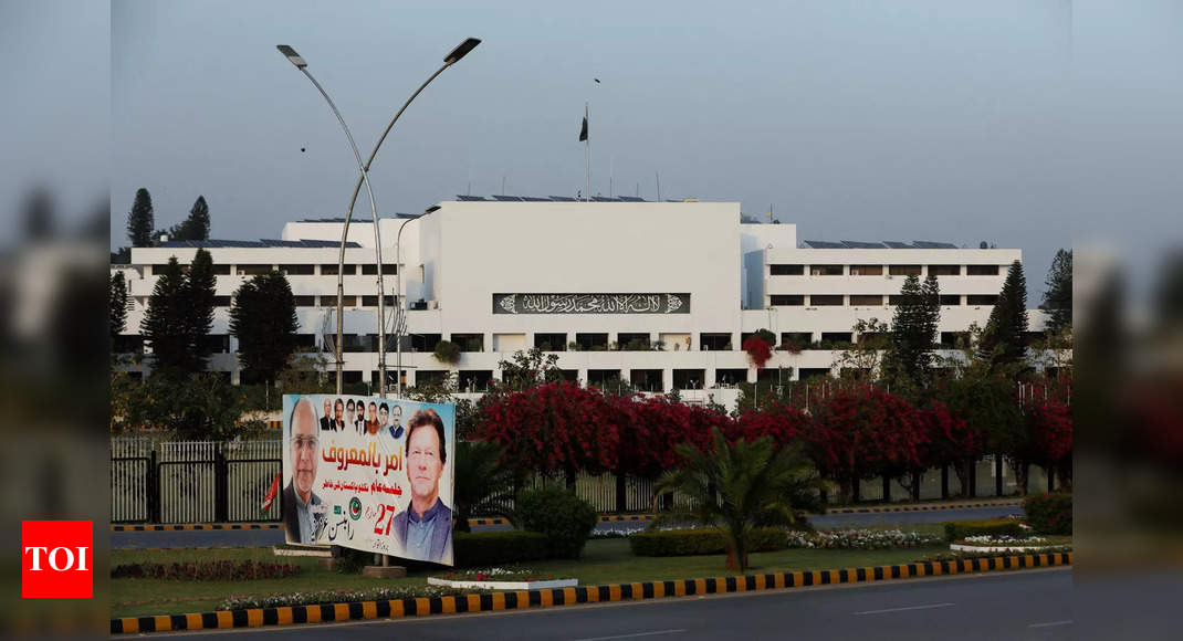 Violence expected in Islamabad as Imran Khan faces no-trust vote today – Times of India