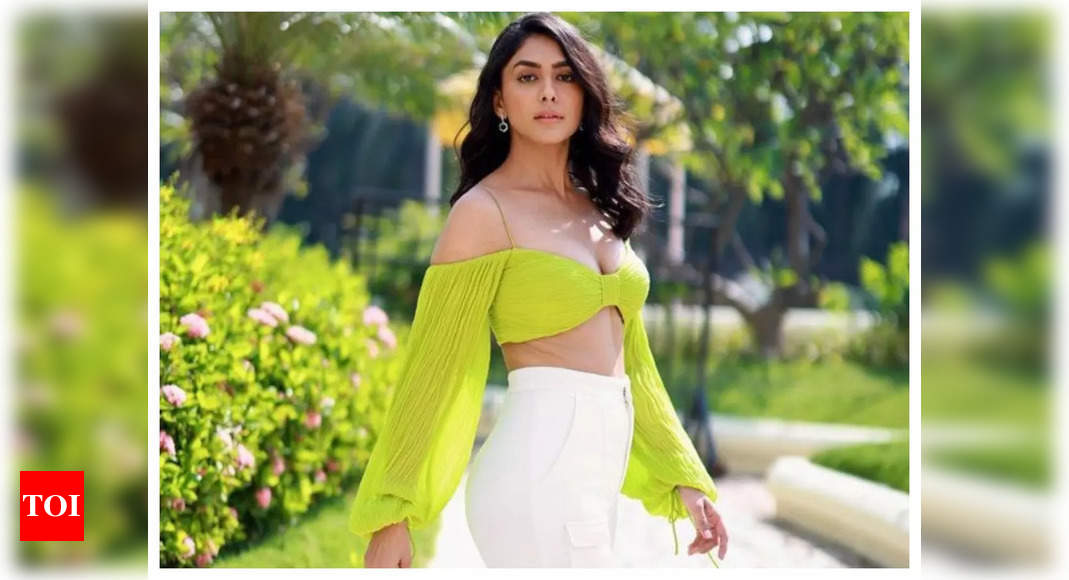 Mrunal Thakur opens up about her love for denim; says she needs to gather courage to post a picture in bikini – Times of India