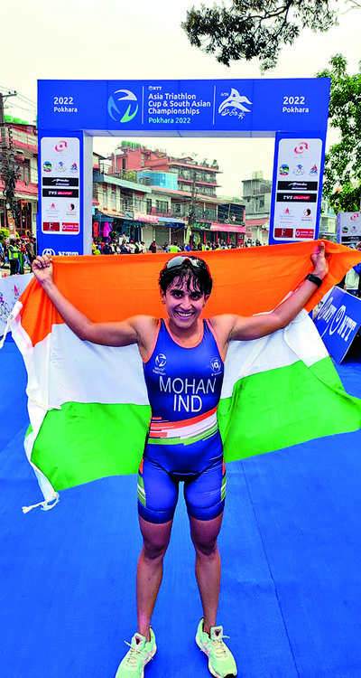 Asia: Triathlete Pragnya Mohan Defends South Asia Crown | Ahmedabad ...