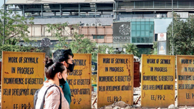 Delhi: Revamp plan kicks up dirt, chaos as Nehru Place awaits skywalk