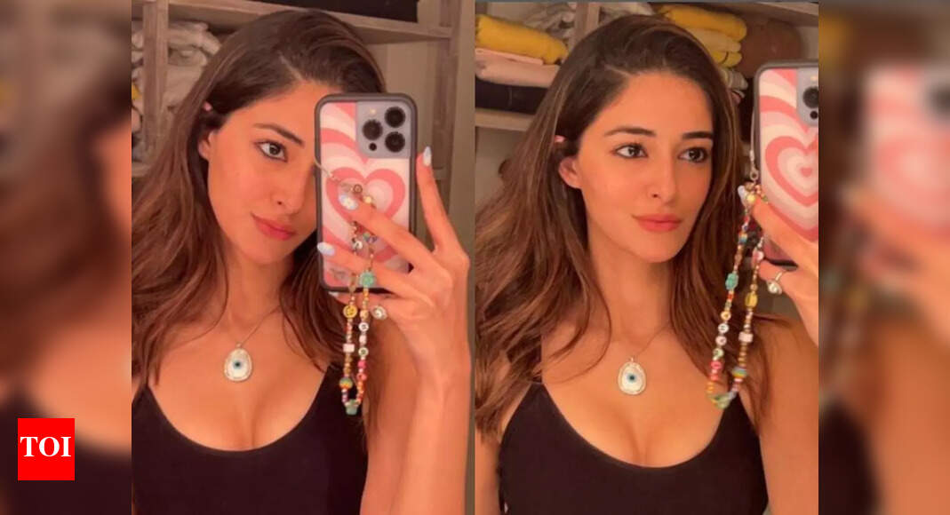 Ananya Panday ‘mutes’ people instead of unfollowing them on social media, says ‘I choose what I want to see’ – Times of India