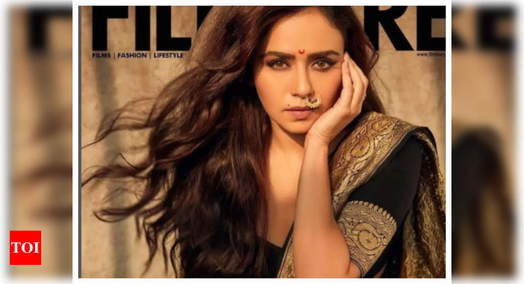 Amruta Khanvilkar Becomes The First Marathi Actress To Grace The Cover ...