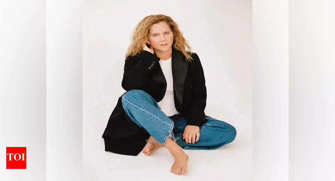 Amy Schumer reveals the Alec Baldwin joke she 'wasn't allowed' to say