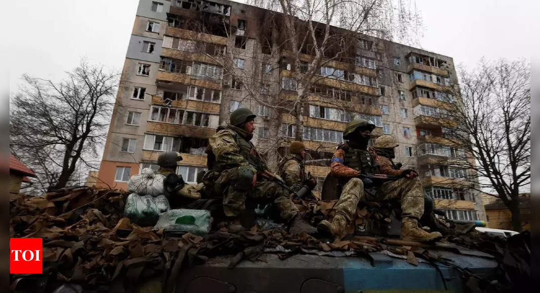 ukraine:  Ukraine says Russia preparing offensive in southeast – Times of India