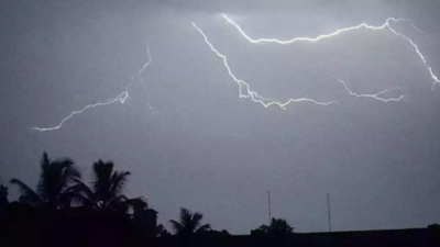 Thunderstorm Warning In State Till Apr 9 | Kochi News - Times of India