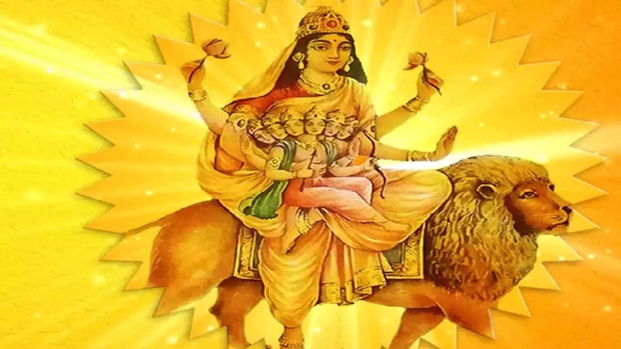 Chaitra Navratri Day 5 Skandamata Puja Muhurat Vidhi Mantras And Significance