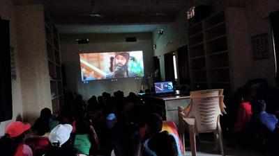 Gadchiroli police to start mini movie theatres at 50 locations