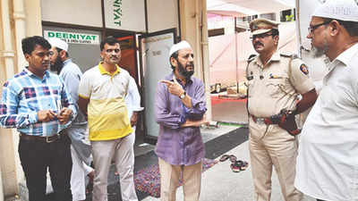 Police quiz Navi Mumbai neighbours of Gorakhnath temple attack accused