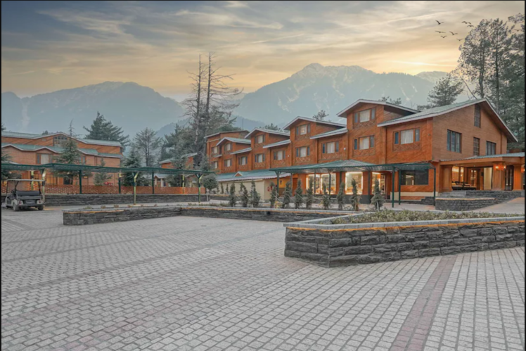 ​Radisson Golf Resort, Pahalgam