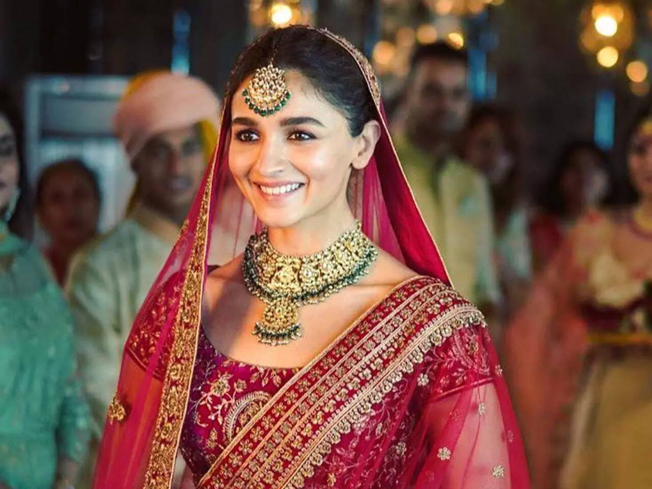 Will it be Sabyasachi-designed bridal lehenga for Alia Bhatt ...