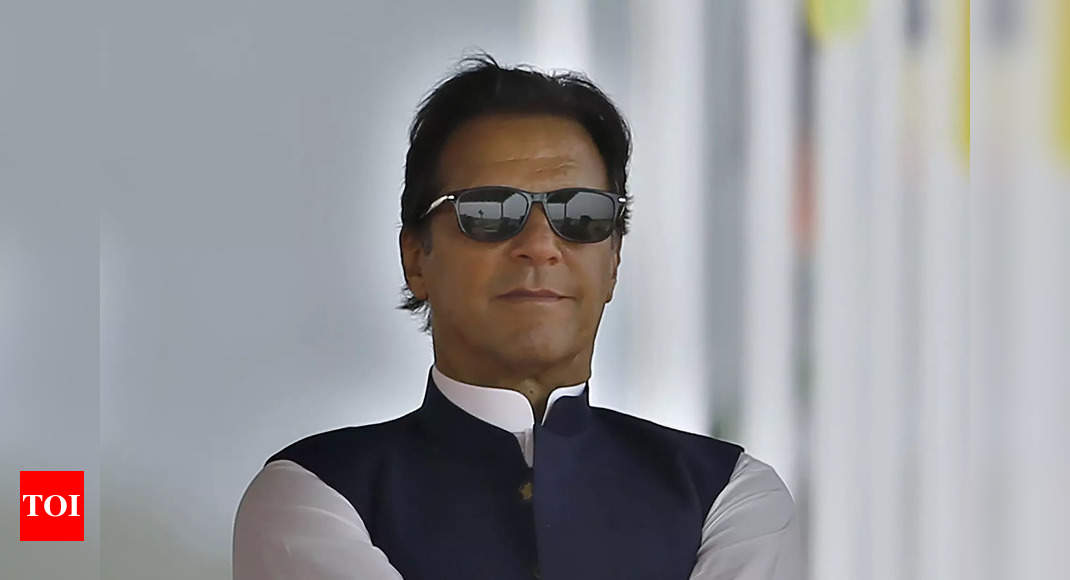 Imran Khan first Pakistan PM to lose no-trust vote – Times of India