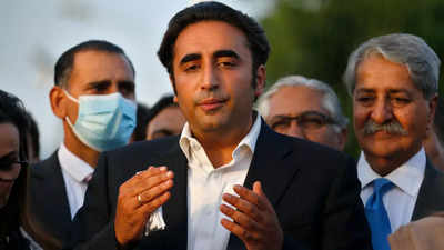 Welcome back to 'purana Pakistan', says Bilawal Bhutto after Imran Khan's ouster